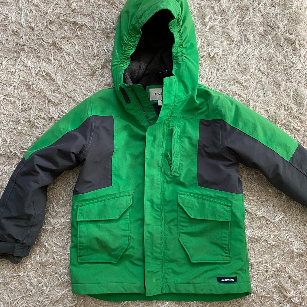 Lands End parka, GUC, small pilling at the sleeves.  Lots of life left!